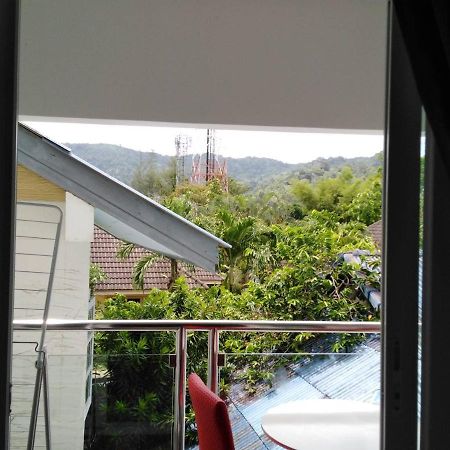 Sea Song Inn Pantai Kamala Luaran gambar