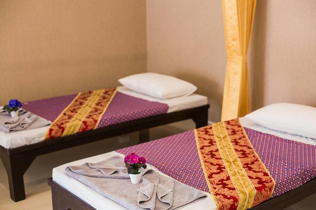Sea Song Inn Pantai Kamala Luaran gambar