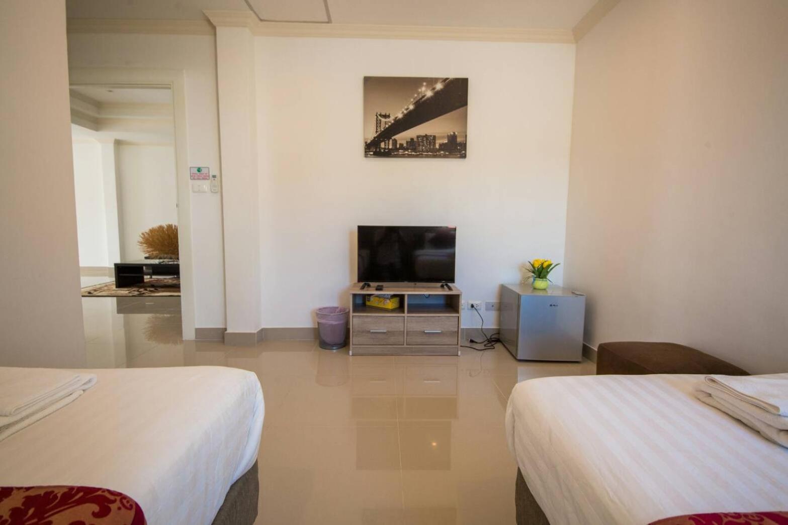 Sea Song Inn Pantai Kamala Luaran gambar