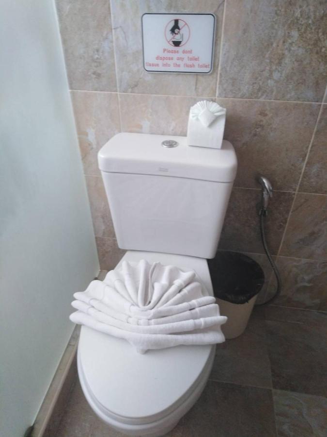 Sea Song Inn Pantai Kamala Luaran gambar